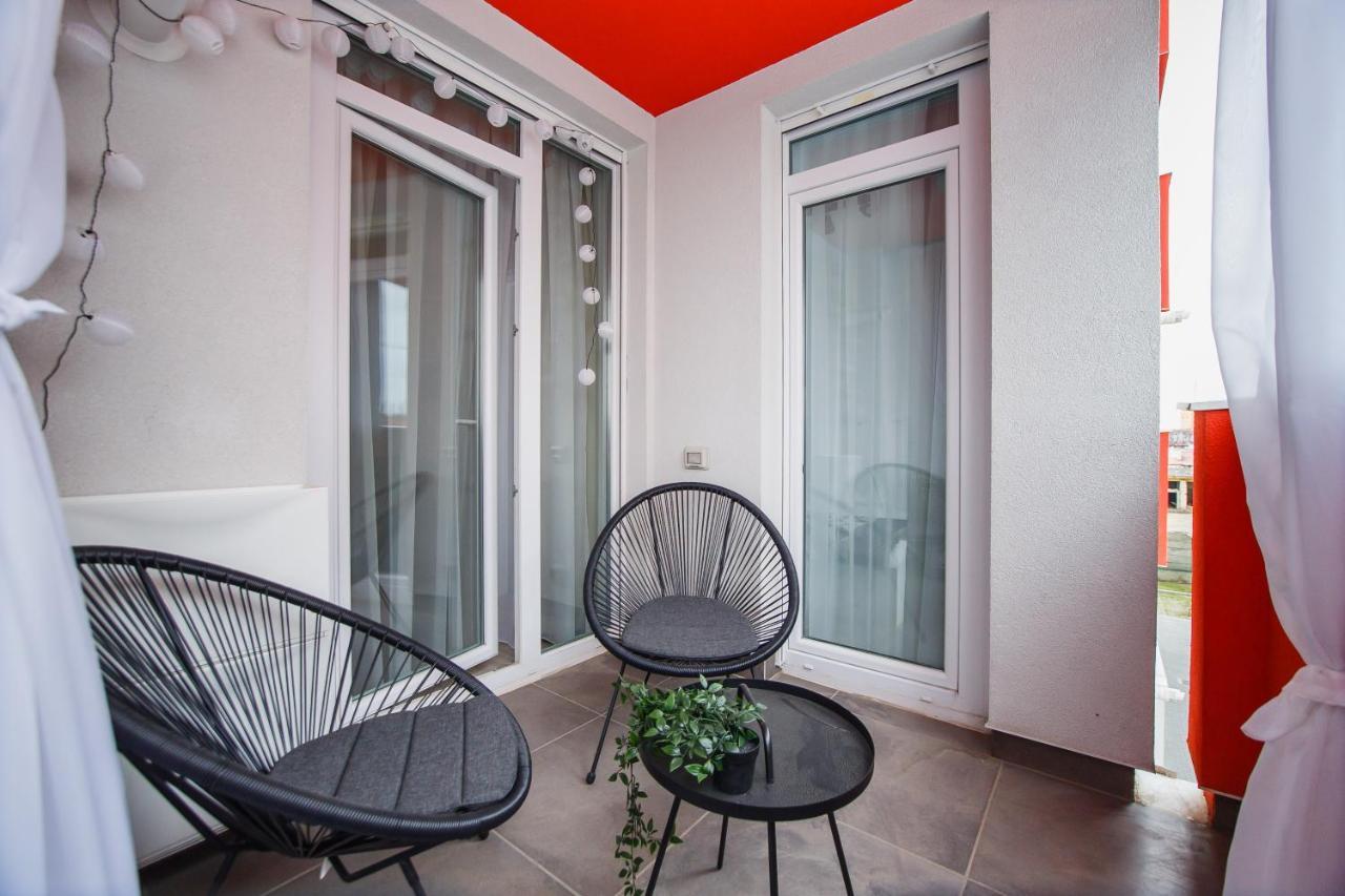 Trendy Apartment Near City Center 拉迪亚 外观 照片